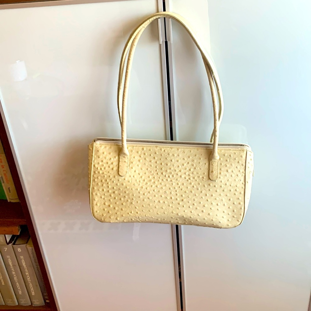 Danier leather women purse, leather, owned.